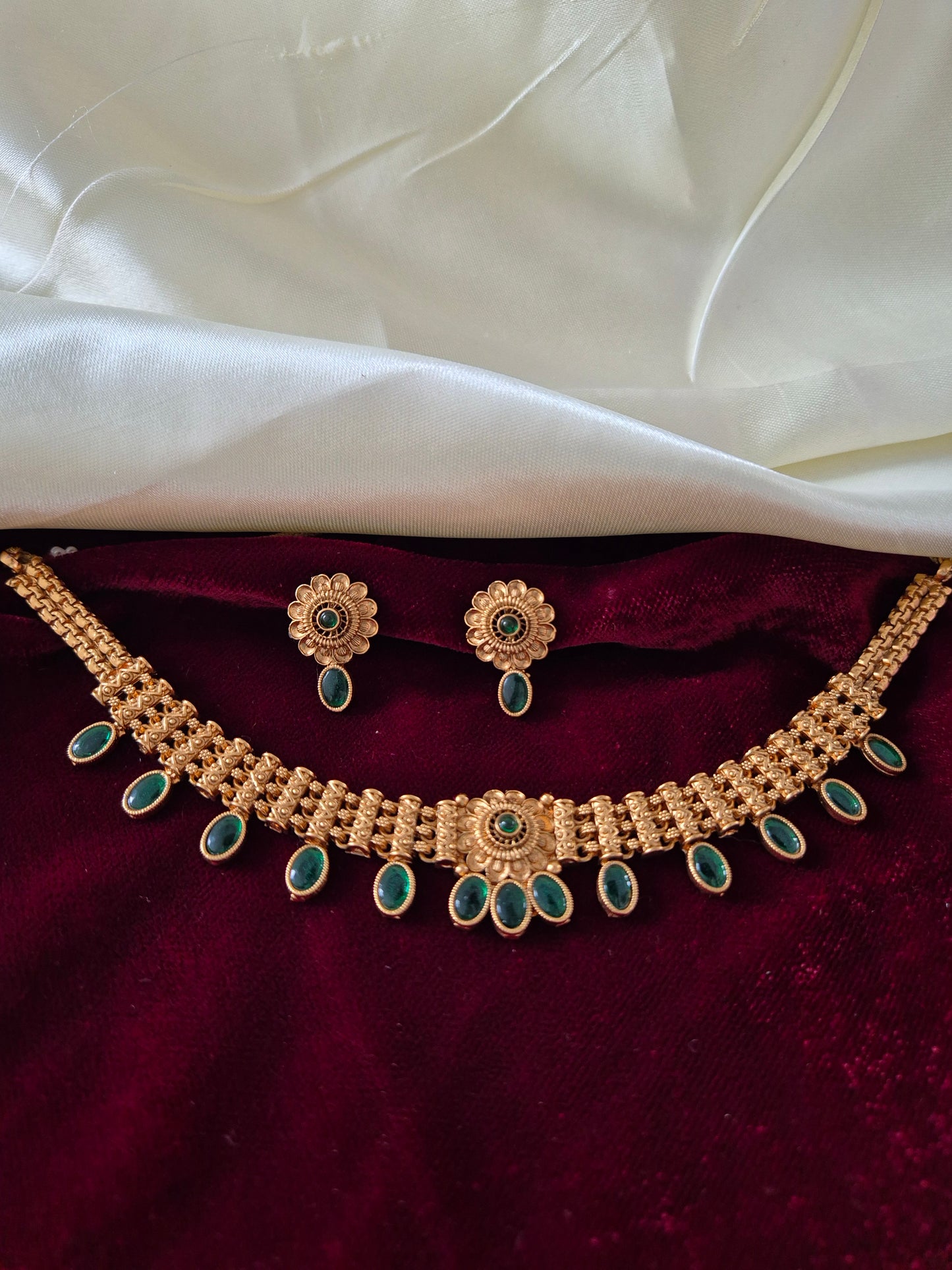 Premium Choker Necklace with Earrings set