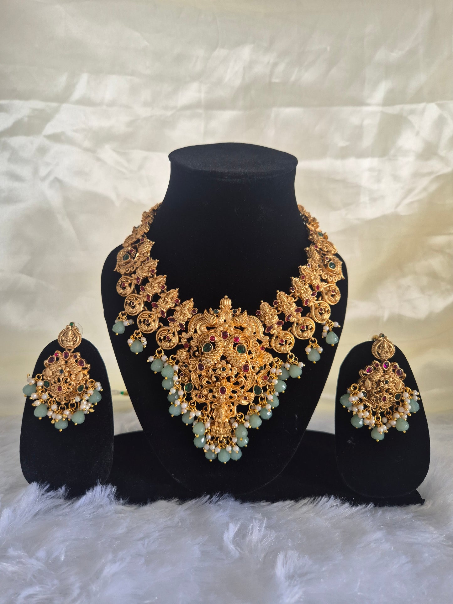 Nakshi Temple Necklace With Earrings Set