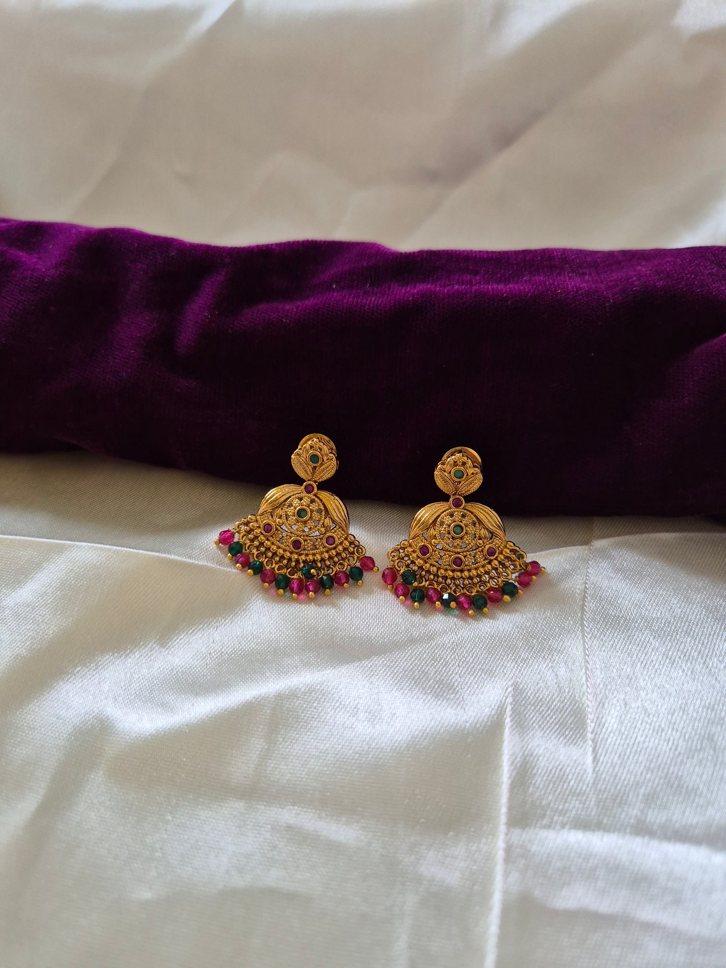 Lightweight Kemp Chandbali Earrings