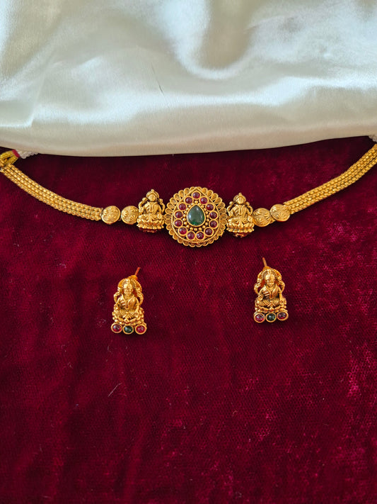 Lakshmi Choker With Earrings
