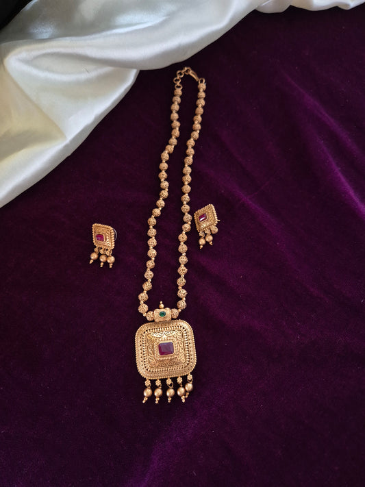Square Pendant Haram
