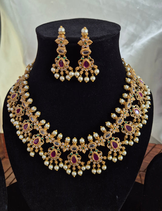 Guttapusalu Short Necklace With Earrings Set